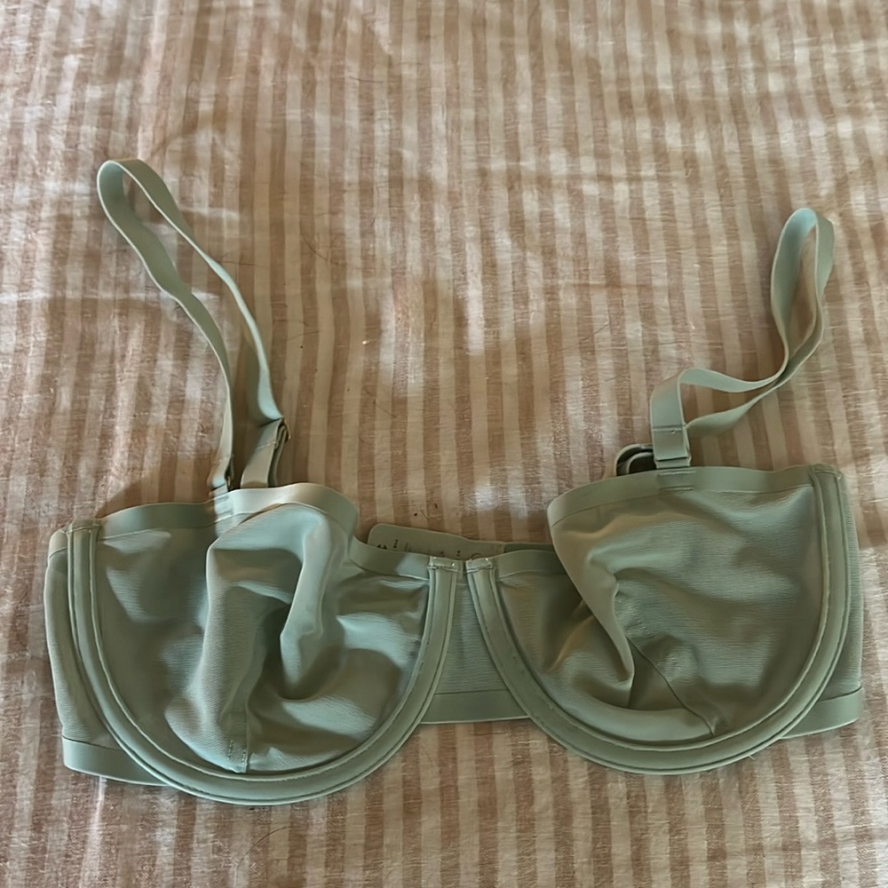 Cuup 32D Bra Limited Edition Color